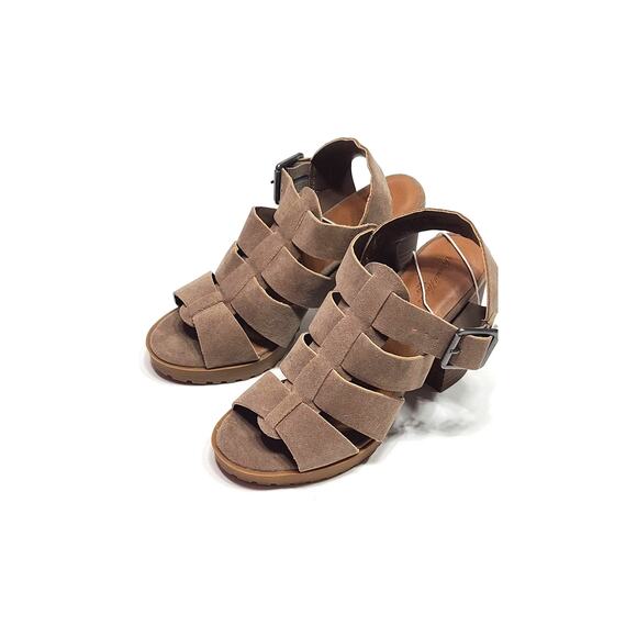 Universal Threads Anastasia taupe heeled sandals women's 6 NWT - Picture 2 of 8